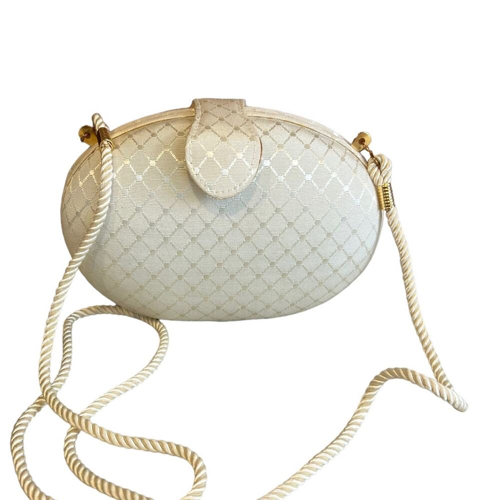 Vintage Whiting & Davis Structured Mini Bag off white